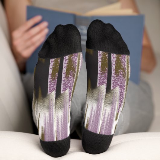 雪の間に囲まれた自然のままの湖 – キャップ山 ソックス (底面)