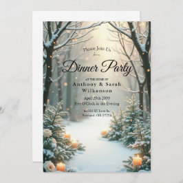 雪の降るキャンドルの灯りの中で輝く霜の降りた常緑樹 招待状