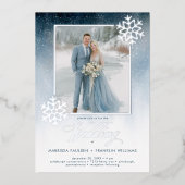 雪の青い水の色の冬の両側結婚の 箔招待状 (正面)