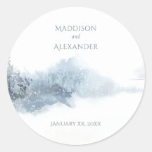 雪の青と白結婚の落下