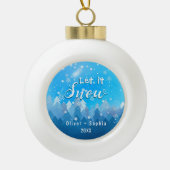 雪の青の結晶 セラミックボールオーナメント (正面)