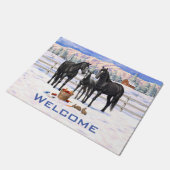 雪の黒い四分の馬 ドアマット (アングル)