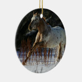雪のAppaloosaの馬のランニング セラミックオーナメント (右)