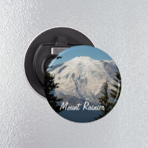 雪をかぶった山レイニエ写真