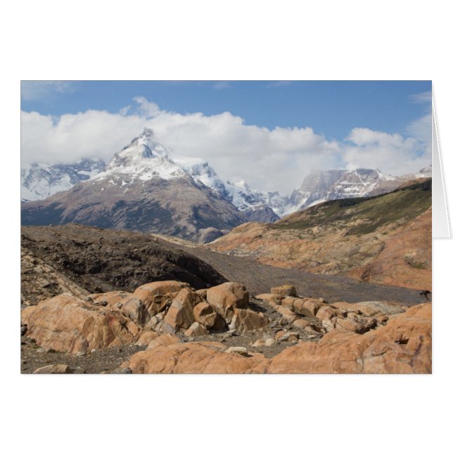 雪をかぶった山 (正面横)