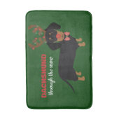 雪を介してダックスシュントかわいいドキシトインデアードッグ バスマット (正面縦)