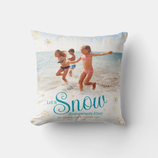 雪を他の場所に置いてはっきりしたビーチ写真 クッション (正面)