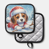 雪を楽しむクリスマス衣装のビーグル人形 鍋敷き (正面/裏面)