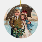 雪を通って歩いている子供 セラミックオーナメント (裏面)