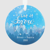 雪を降らせよう私たちの最初のクリスマスブルー オーナメント (裏面)