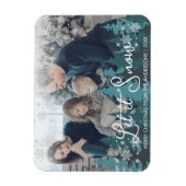 雪を降らせる |モダンティール（緑がかった色）グリーンツリーズ家族の写真 マグネット (縦)