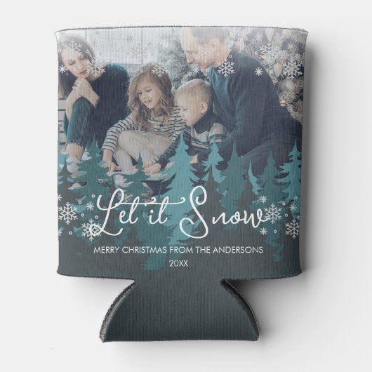 雪を降らせる |雪の松の木のクリスマスフォト 缶クーラー (正面)