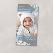 雪を降らせる – 雪片が入った縦写真 シーズンカード