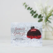 雪エレガントシーンレッドオーナメントビジネスホリデー シーズンポストカード (スタンド正面)