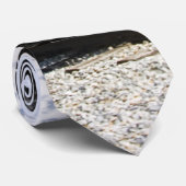 雪タイのホワイトパストレイン ネクタイ (ロール)