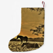 雪パーソナライズされたの中でサンセットの馬 スモールクリスマスストッキング (裏面)