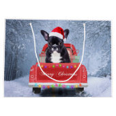 雪フランスのの中のブルドッグはクリスマストラックに座って ラージペーパーバッグ (裏面)
