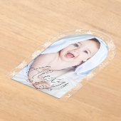 雪モダン片の冬の写真誕生のお知らせ アクリル招待状 (レイダウン)