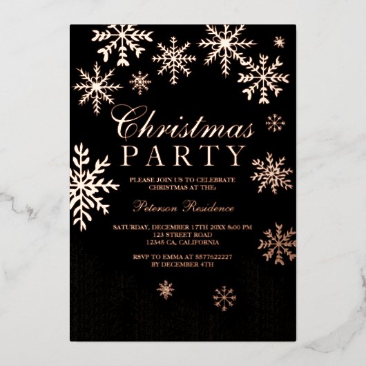 雪モダン片の松の黒い冬のクリスマスパーティー 箔招待状 (正面)