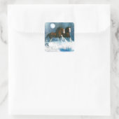 雪ランニングの中の馬 スクエアシール (バッグ)