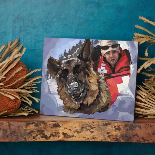 雪中のドイツのシェパードの捜索と救助 フォトプラーク (側面)