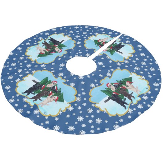 雪分野のクリスマスツリーのラブラドール ブラッシュドポリエステルツリースカート (アングル)