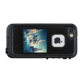 雪化粧のクレムリン LifeProof iPhoneケース (裏面横)