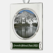 雪天屋湖ヨセミテ国立公園の写真 シルバープレートバナーオーナメント (左)