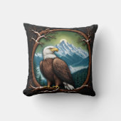 雪威厳のある山を見下ろすワシ クッション (正面)