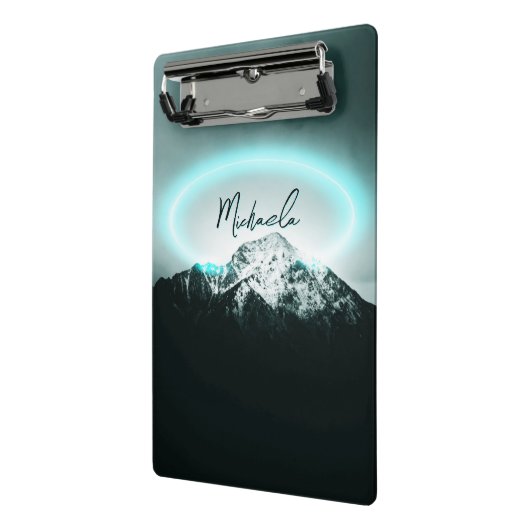 雪山の神秘的な青いネオンライトモノグラム ミニクリップボード (アングル2)