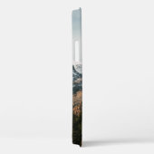 雪山近くの夜の緑の木 Case-Mate iPhoneケース (裏面 / 右)