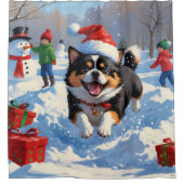 雪日本のの中走でクリスマス帽子と シャワーカーテン (正面)