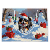 雪日本のの中走でクリスマス帽子と ラージペーパーバッグ (正面)