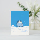 雪景色に佇むふわふわのペンギンの雛 ポストカード (スタンド正面)