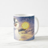 雪景色のカートゥーン ペンギン 抱える b コーヒーマグカップ (正面右)