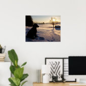 雪景色のドッグシルエット ポスター (ホームオフィス)