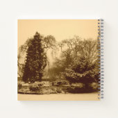 雪景色の公園と冬の木の風景 ノートブック (裏面)