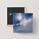 雪板の上で大きなカリスを飛び降りた男 缶バッジ (正面&裏面)