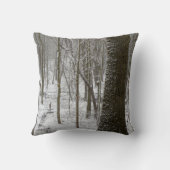 雪林のシーン クッション (裏面)