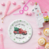 雪片が付いているクリスマスのヴィンテージのトラック ペーパープレート (パーティー)