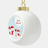 雪片が飛び交う雪だるまのかわいいイラストレーション セラミックボールオーナメント (右)