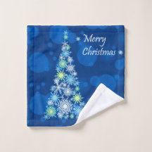 雪片で作られたクリスマスツリー。