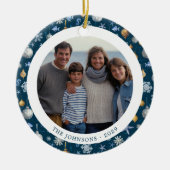 雪片と家族航海ののクリスマスフォト セラミックオーナメント (正面)