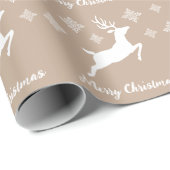 雪片と文字でベージュの上に白い鹿の形 ラッピングペーパー (ロールコーナー)
