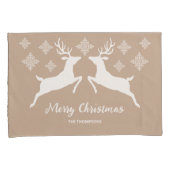雪片と文字でベージュの白い鹿のシェイプ 枕カバー (正面右)