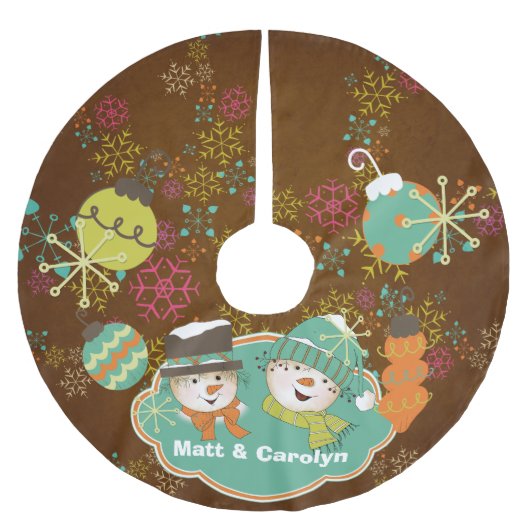 雪片と雪だるまカスタムホリデーツリースカート ブラッシュドポリエステルツリースカート (正面)