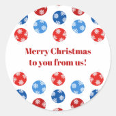 雪片のあるクリスマスブルーと赤いオーナメント ラウンドシール (正面)