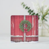 雪片のクリスマスリース付きレッドバーンドア シーズンカード (スタンド正面)