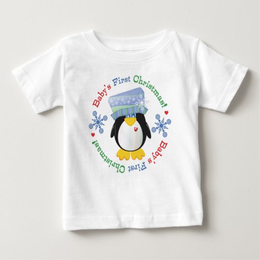 雪片のペンギンのベビーの初めてのクリスマス ベビーTシャツ (正面)