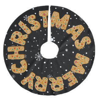 雪片の入ったメリークリスマスジンジャーブレッドクッキー ブラッシュドポリエステルツリースカート